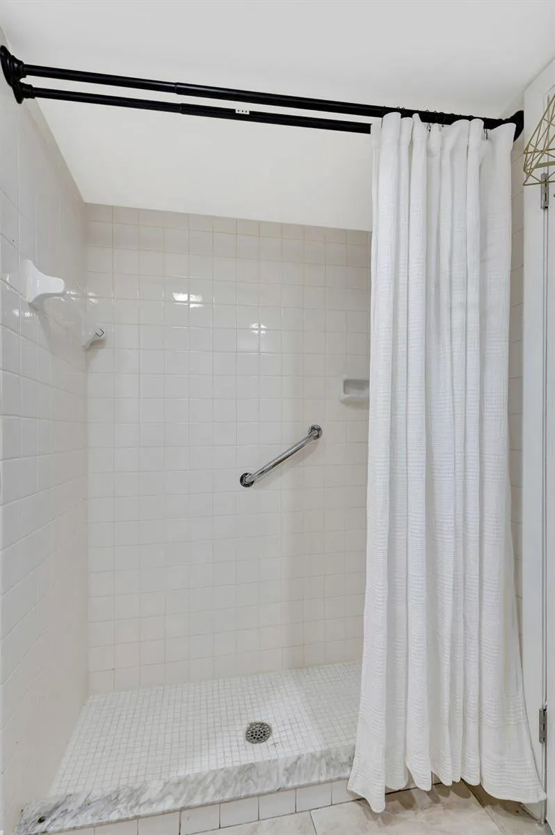 99 Lake Arbor Drive Palm Springs, FL 33461