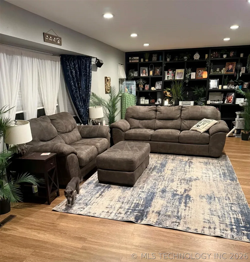 717 E Tennessee McAlester, OK 74501