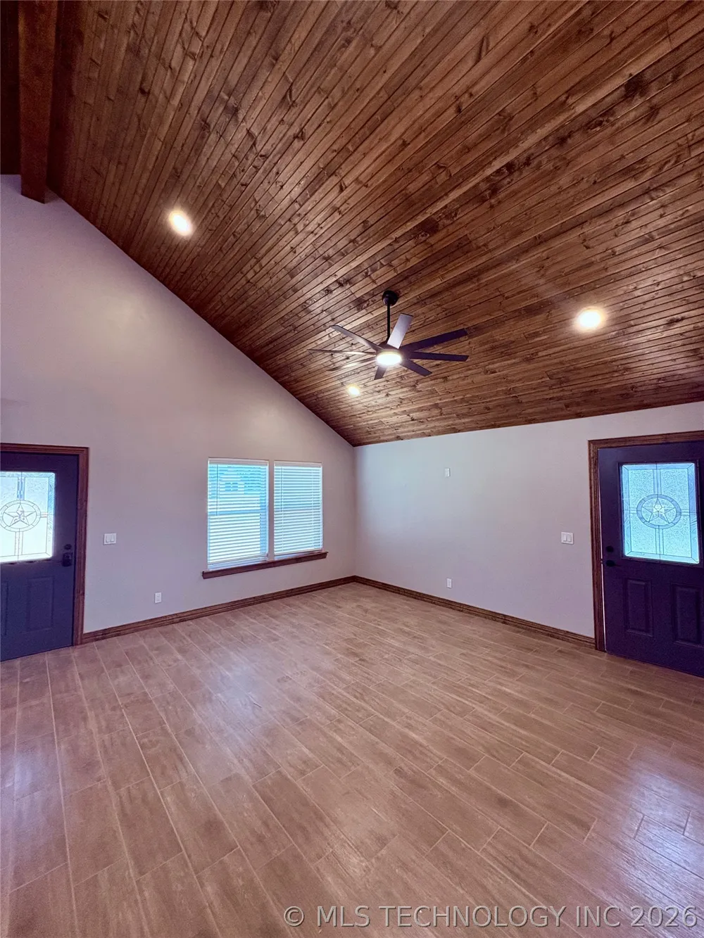 11768 Maximus Lane Kingston, OK 73439