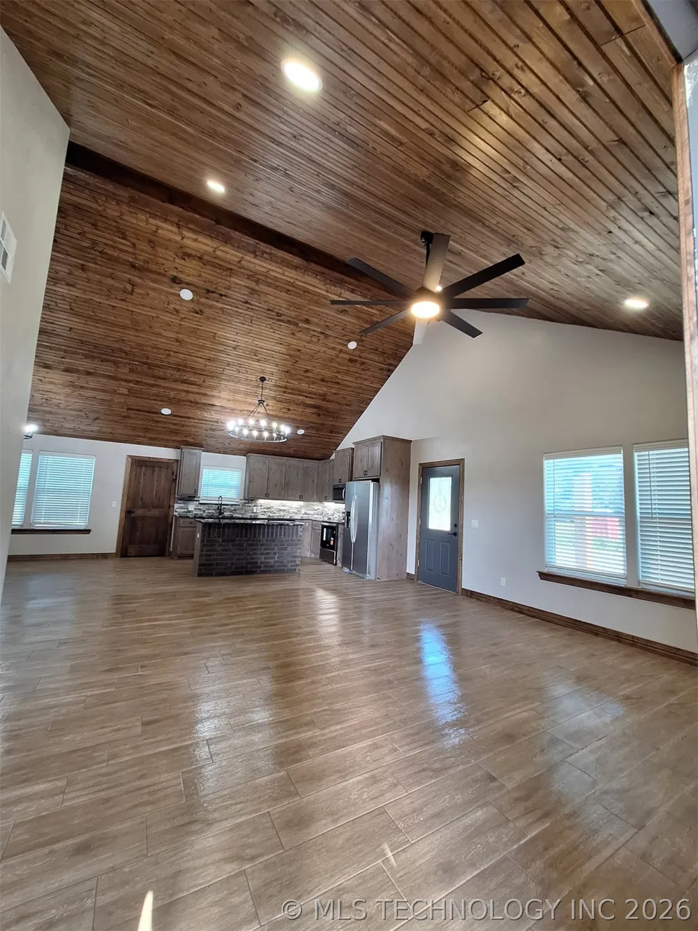 11768 Maximus Lane Kingston, OK 73439
