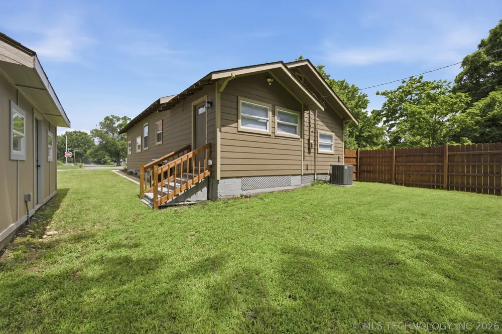 322 9th Street Muskogee, OK 74401