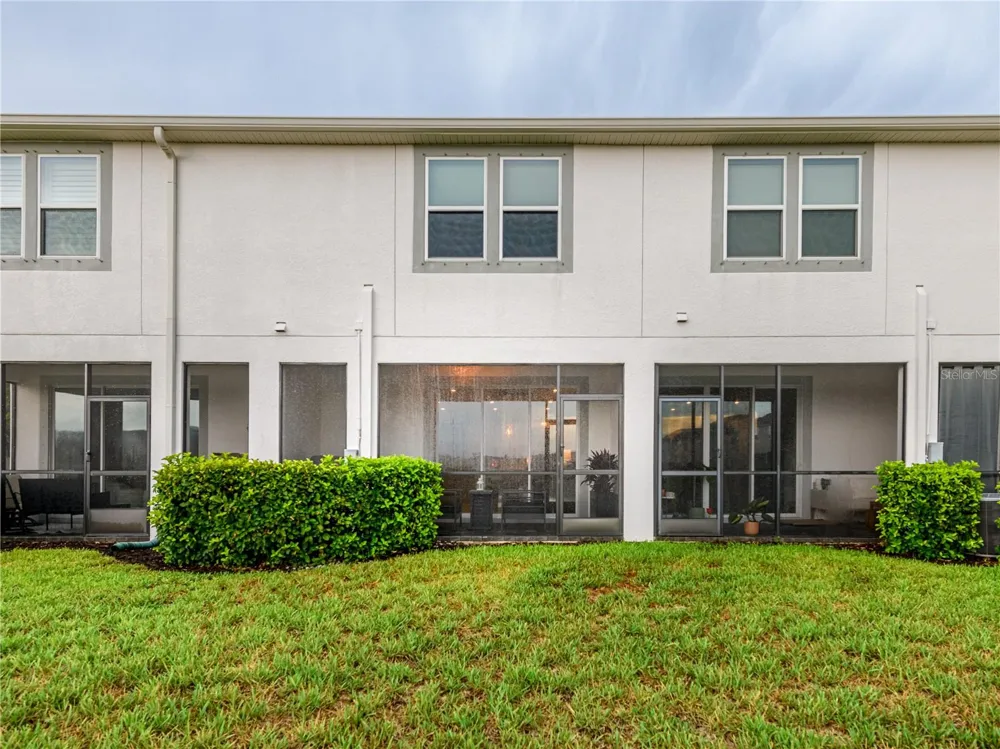 19319 BLUE POND DRIVE #22 Lutz, FL 33558