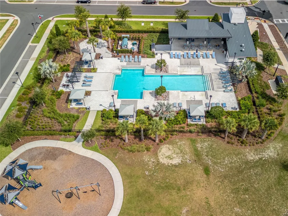 19319 BLUE POND DRIVE #22 Lutz, FL 33558