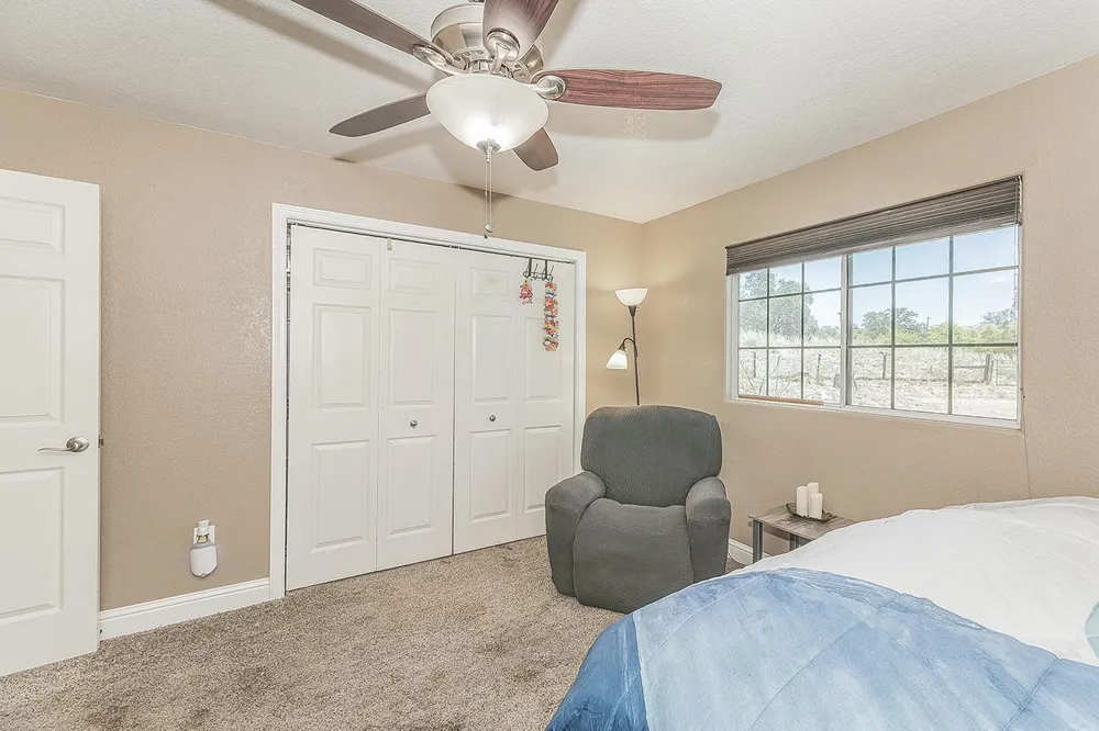 14176 Oak View Drive Prather, CA 93651