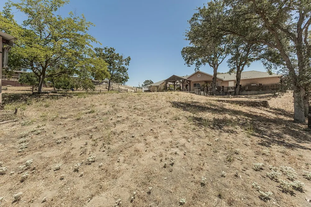 14176 Oak View Drive Prather, CA 93651
