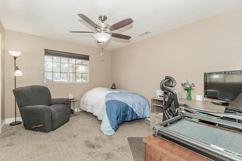 14176 Oak View Drive Prather, CA 93651