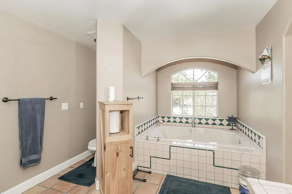 14176 Oak View Drive Prather, CA 93651