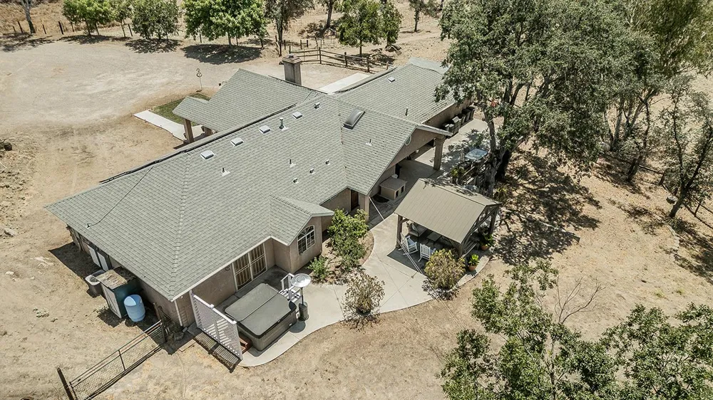 14176 Oak View Drive Prather, CA 93651