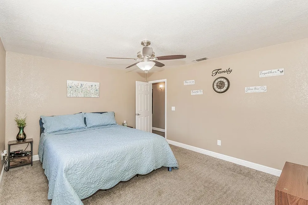 14176 Oak View Drive Prather, CA 93651