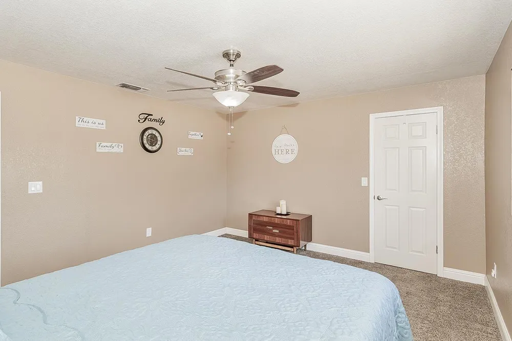 14176 Oak View Drive Prather, CA 93651