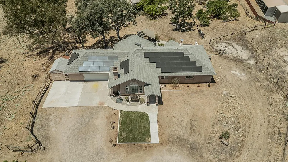 14176 Oak View Drive Prather, CA 93651