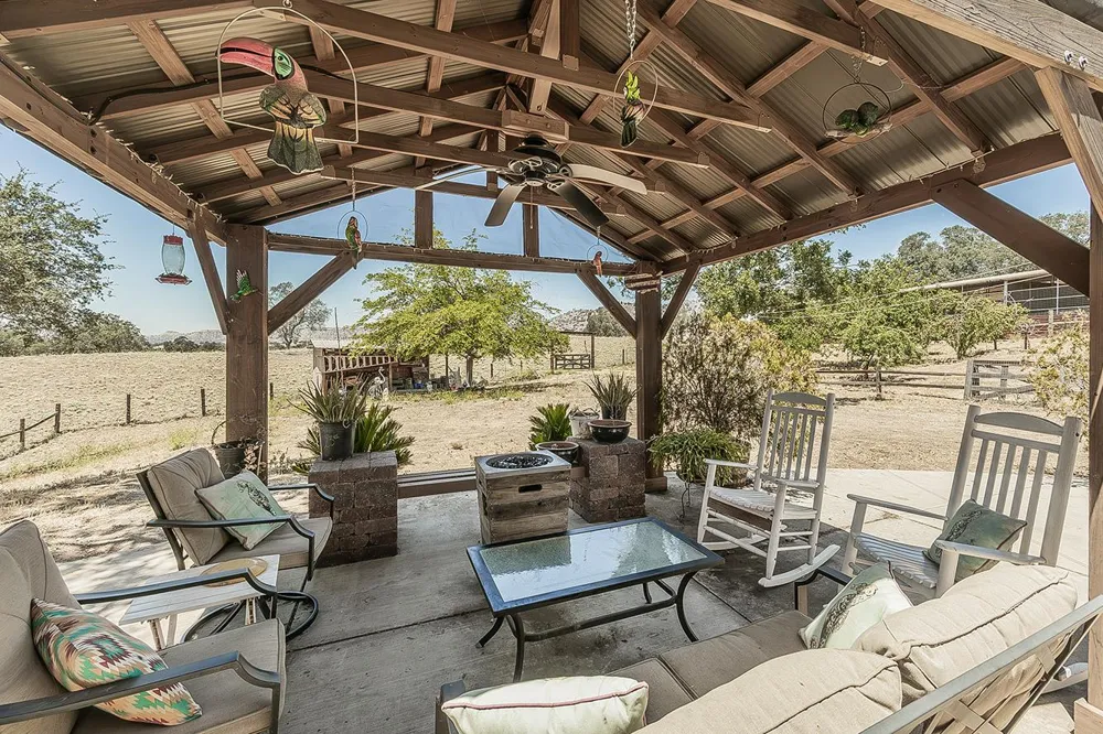 14176 Oak View Drive Prather, CA 93651