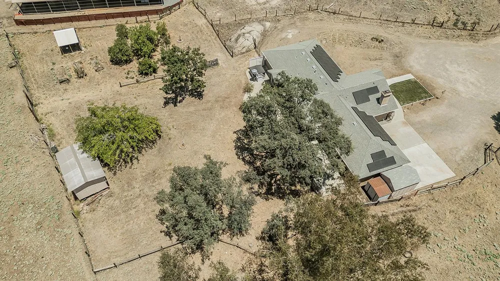 14176 Oak View Drive Prather, CA 93651