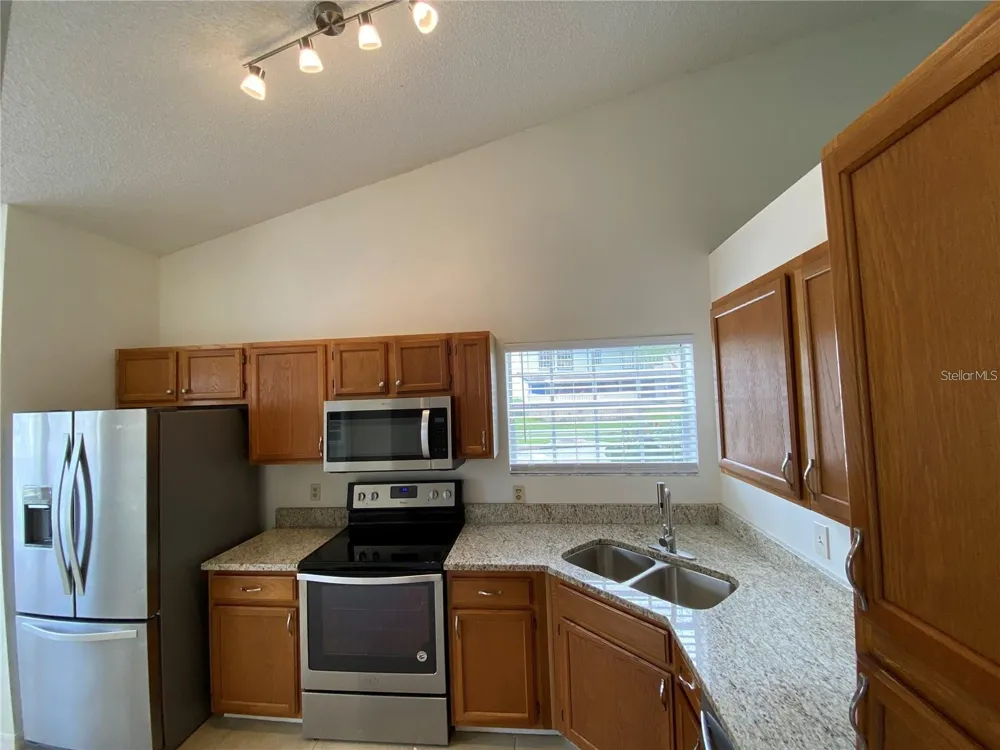 2822 CANDELA COURT Apopka, FL 32703