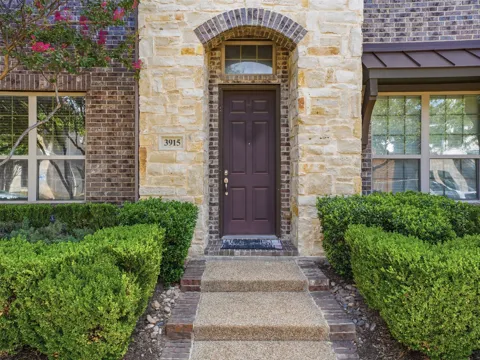 3915 Cascade Sky Drive