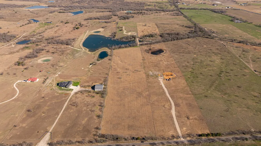 Alsdorf Road Ennis, TX 75119