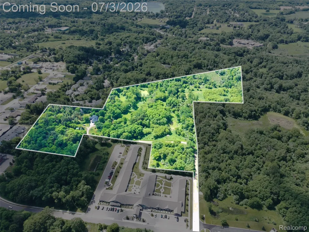 7234 E M-36 Hamburg Township, MI 48139