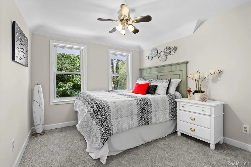 428 Bauman Avenue Clawson City, MI 48017