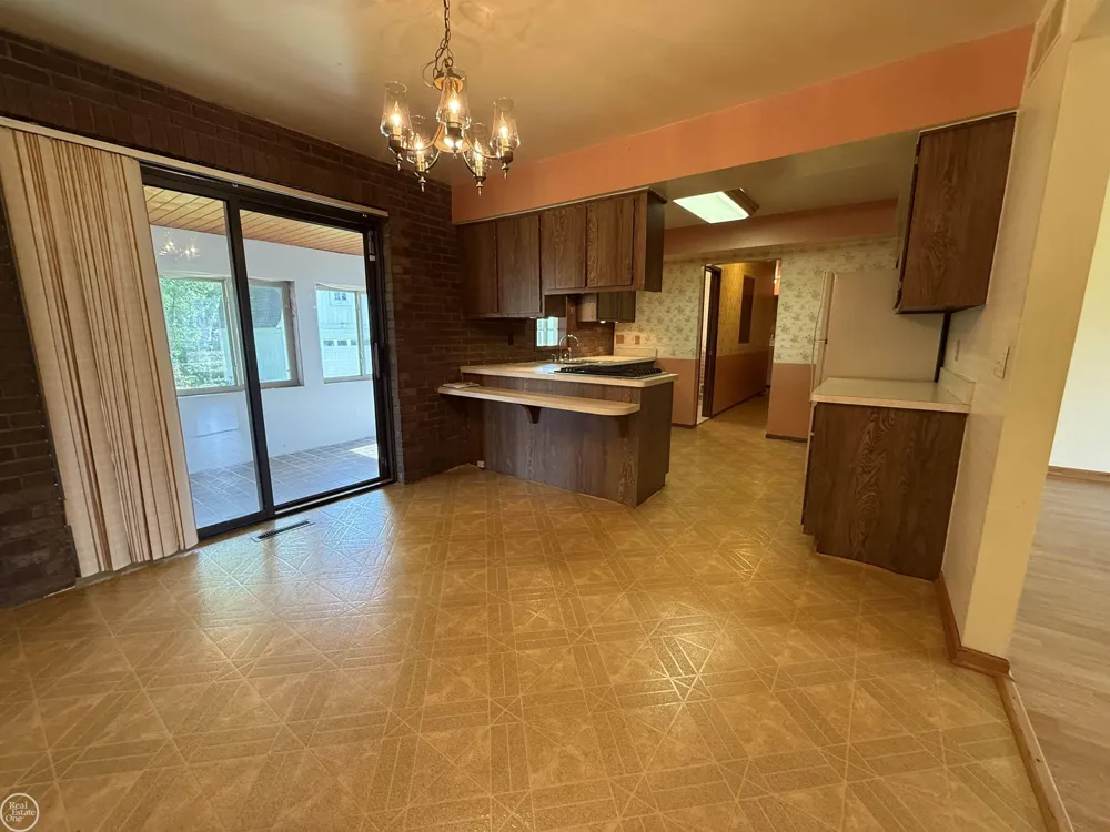 26250 South River Road Road Harrison Charter Township, MI 48045