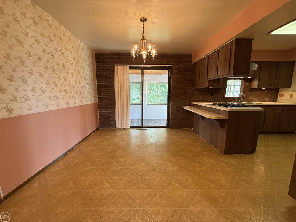 26250 South River Road Road Harrison Charter Township, MI 48045