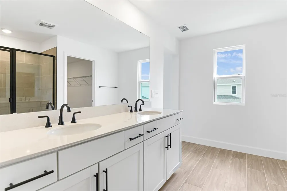178 BLUE STAR COURT Tavares, FL 32778