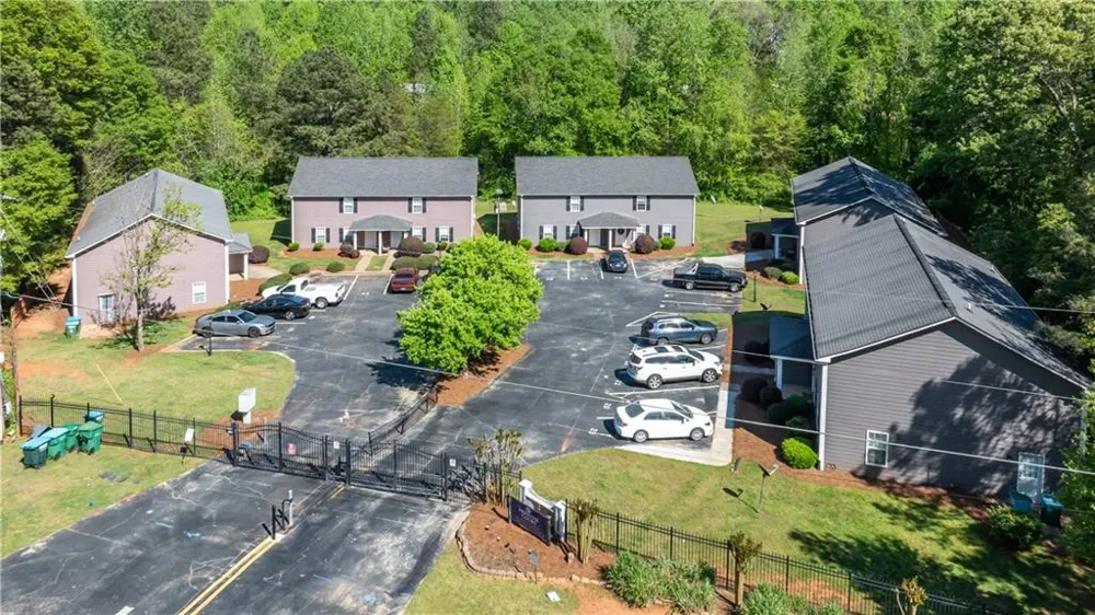 878 Hospital Road Commerce, GA 30529