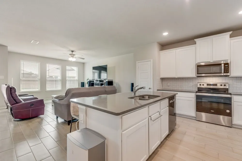 3403 Western Trail Crandall, TX 75114