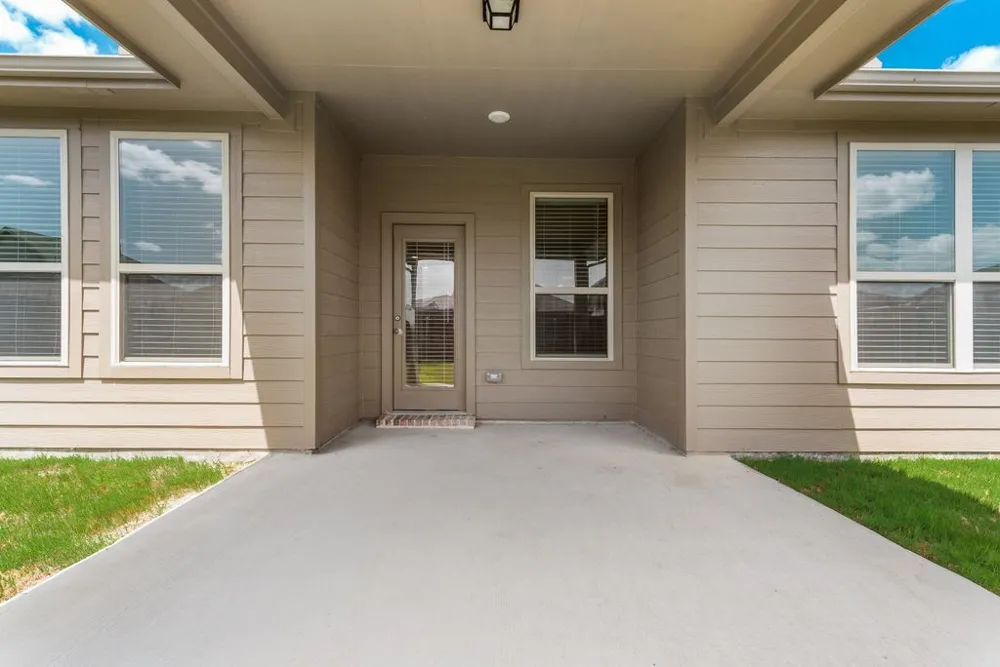 3403 Western Trail Crandall, TX 75114
