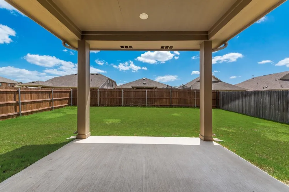 3403 Western Trail Crandall, TX 75114