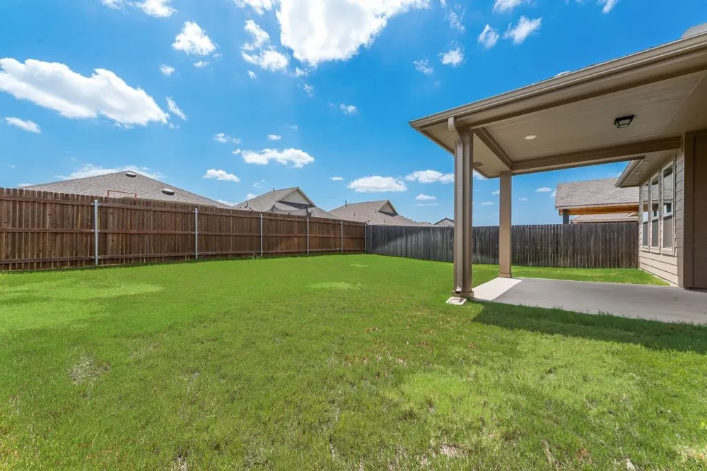 3403 Western Trail Crandall, TX 75114