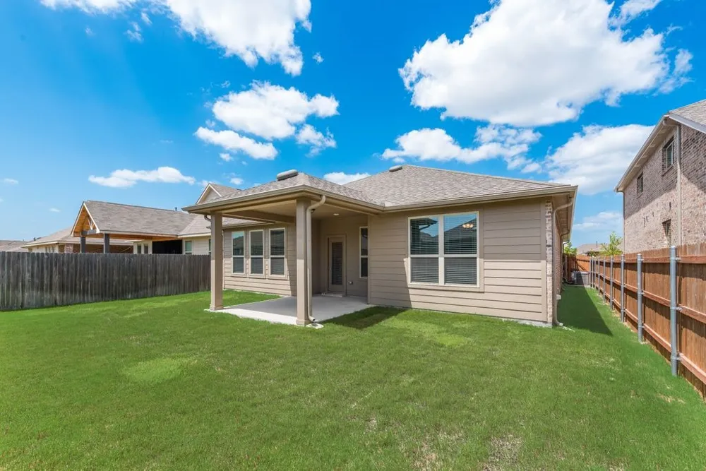 3403 Western Trail Crandall, TX 75114