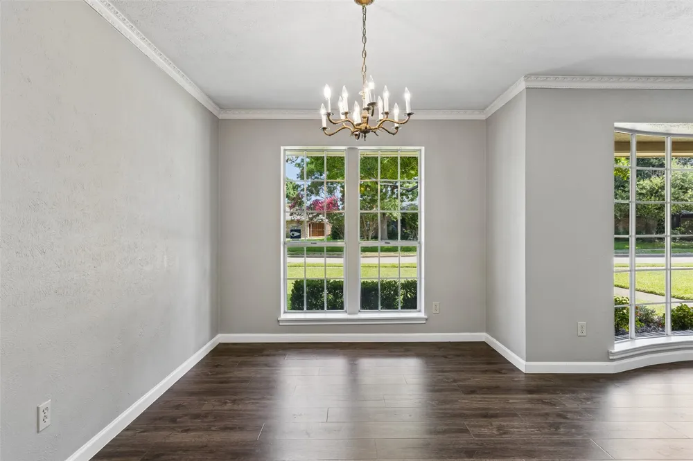602 Wentworth Drive Richardson, TX 75081