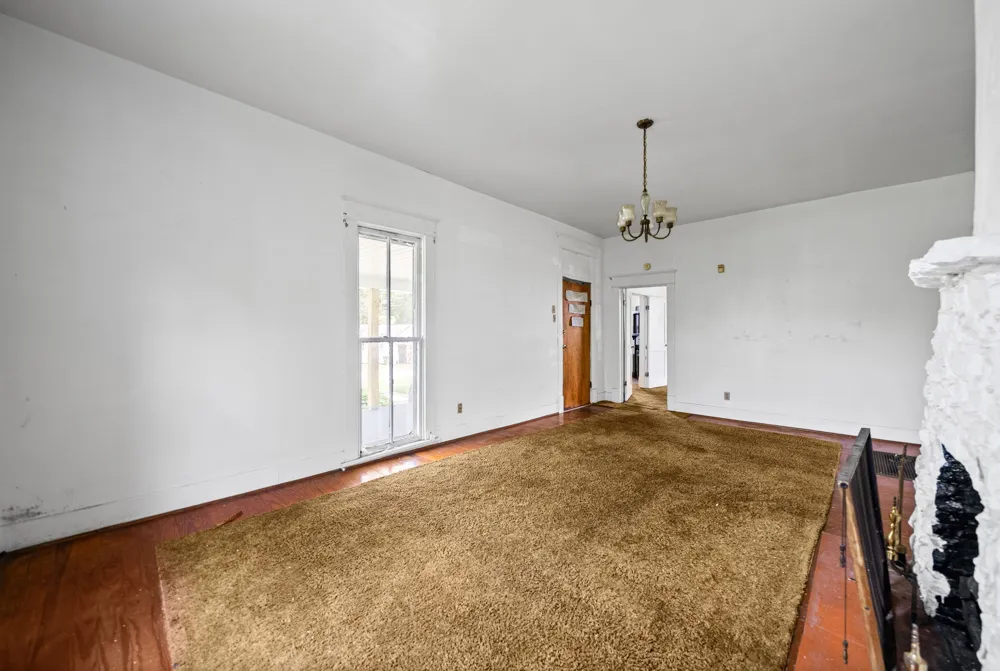 114 S Clay St Hopkinsville, KY 42240