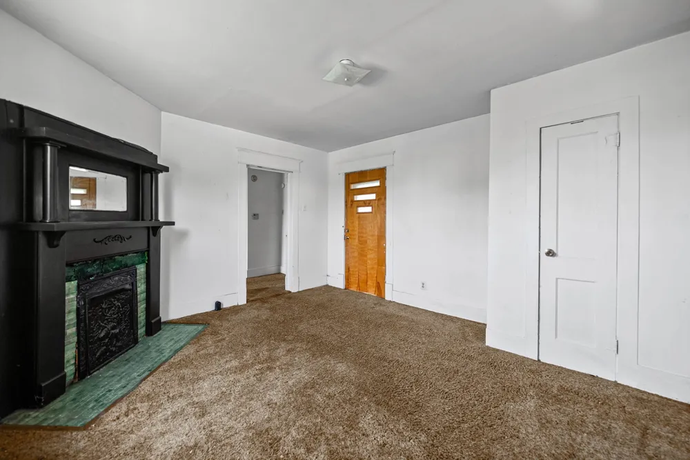 114 S Clay St Hopkinsville, KY 42240