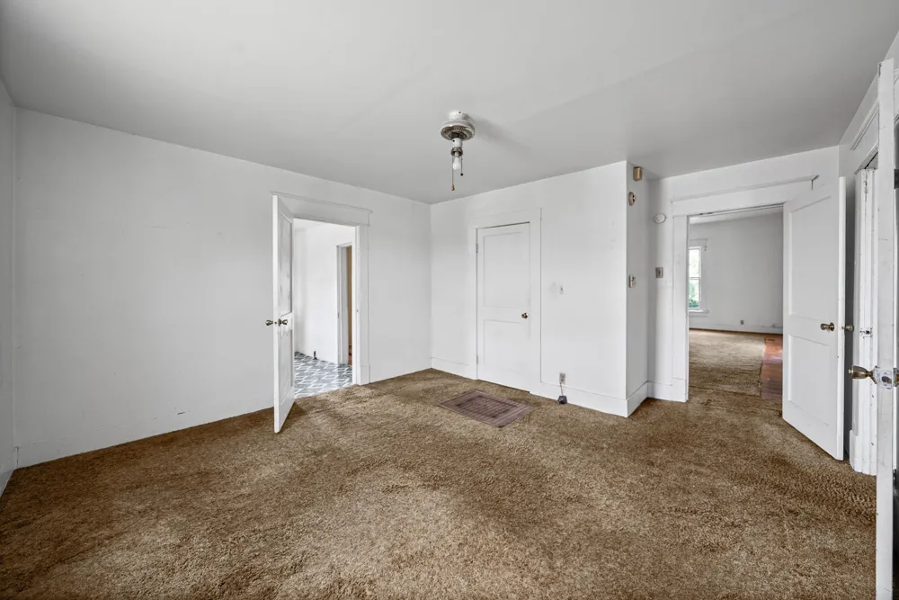 114 S Clay St Hopkinsville, KY 42240