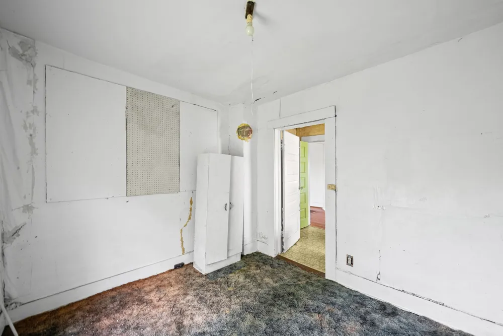 114 S Clay St Hopkinsville, KY 42240