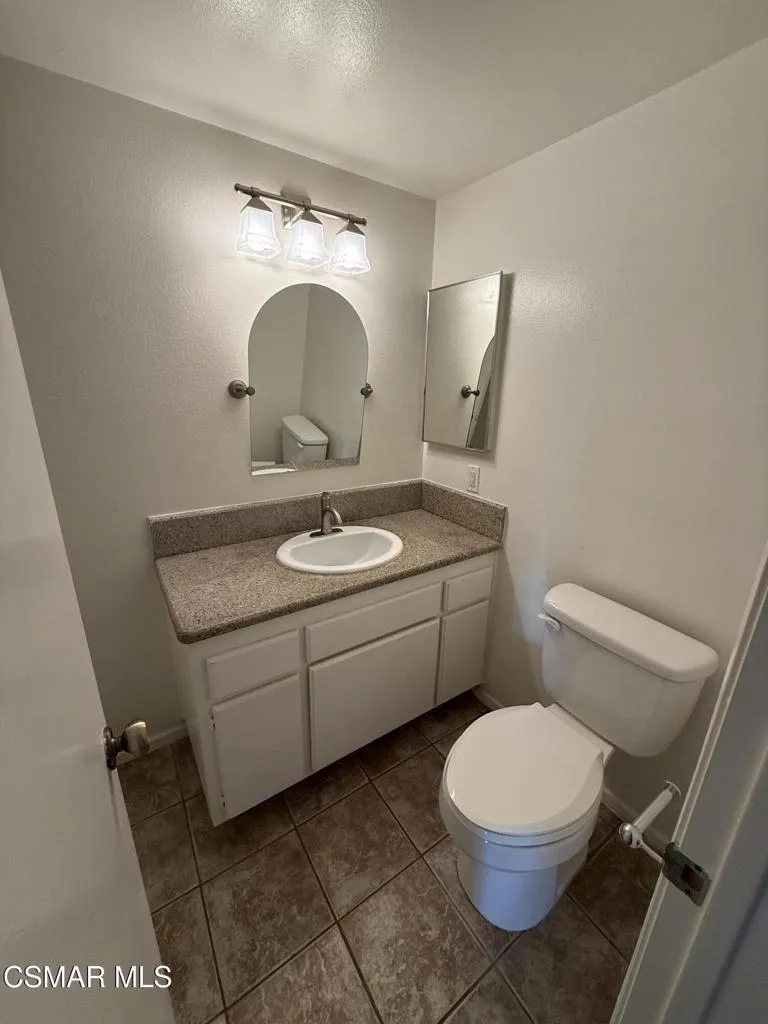 460 Arbor Lane Court #203 Thousand Oaks, CA 91360