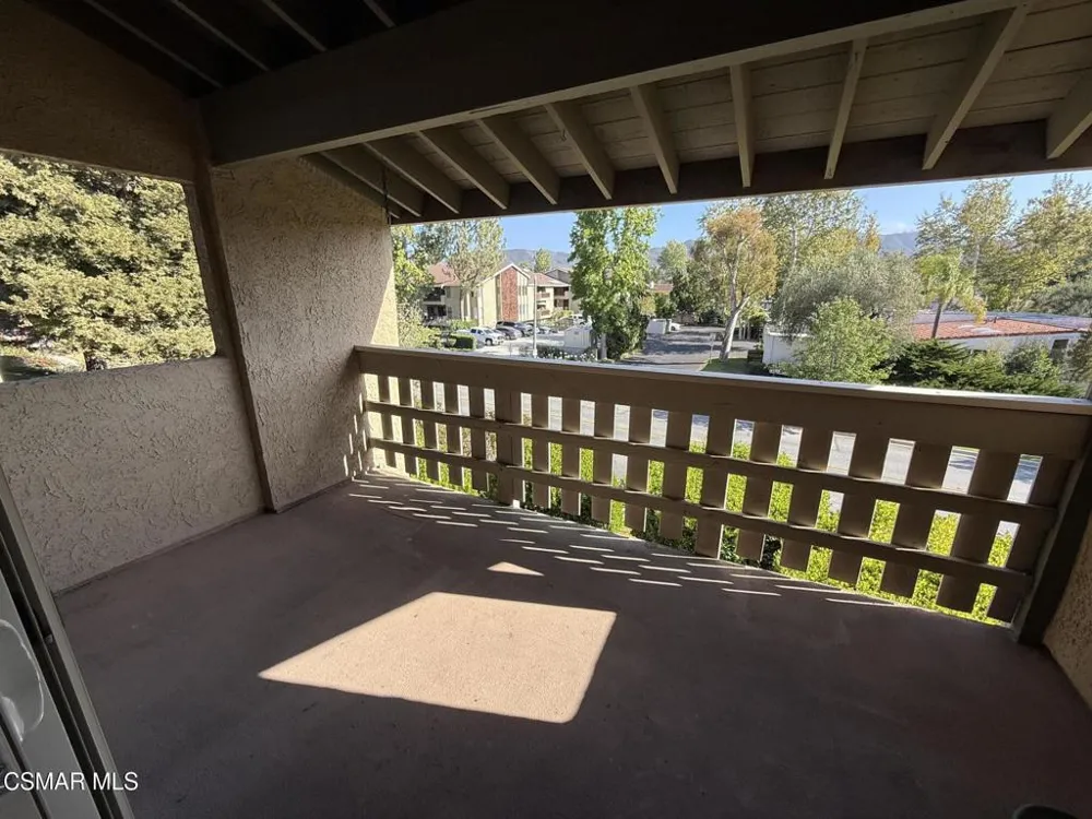 460 Arbor Lane Court #203 Thousand Oaks, CA 91360
