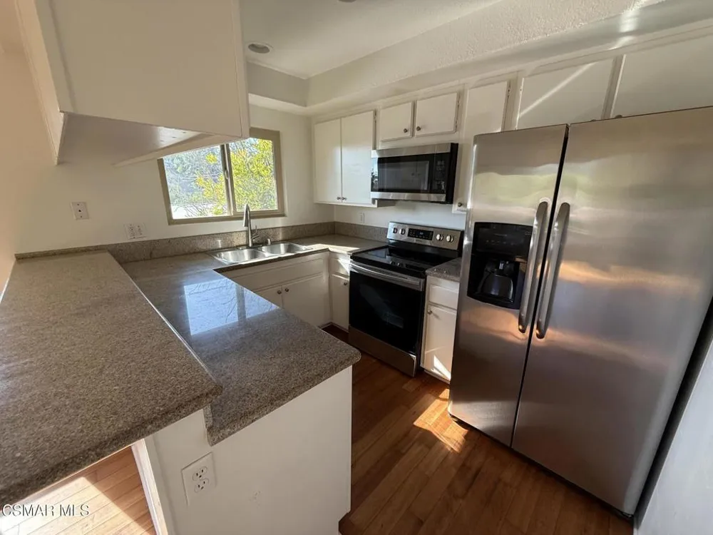 460 Arbor Lane Court #203 Thousand Oaks, CA 91360