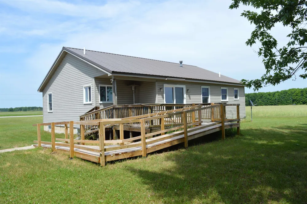 6268 E M-72 Excelsior Township, MI 49646