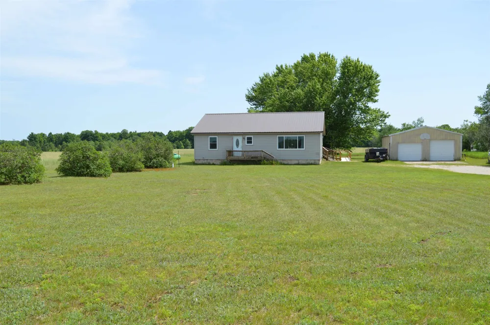 6268 E M-72 Excelsior Township, MI 49646