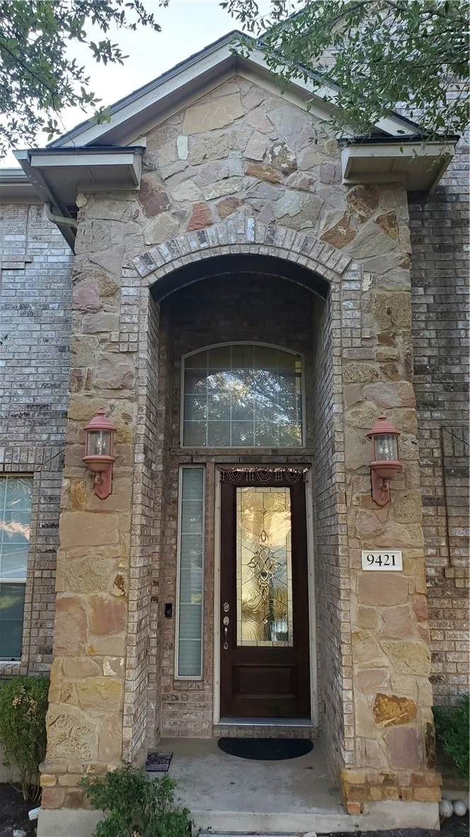 9421 Lisi Anne Drive Austin, TX 78717