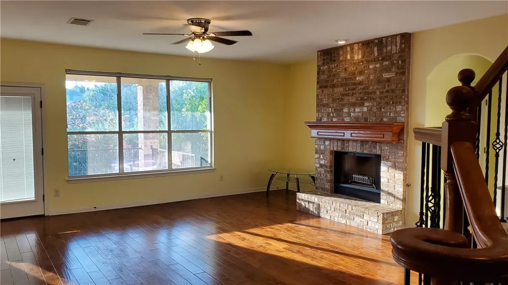 9421 Lisi Anne Drive Austin, TX 78717