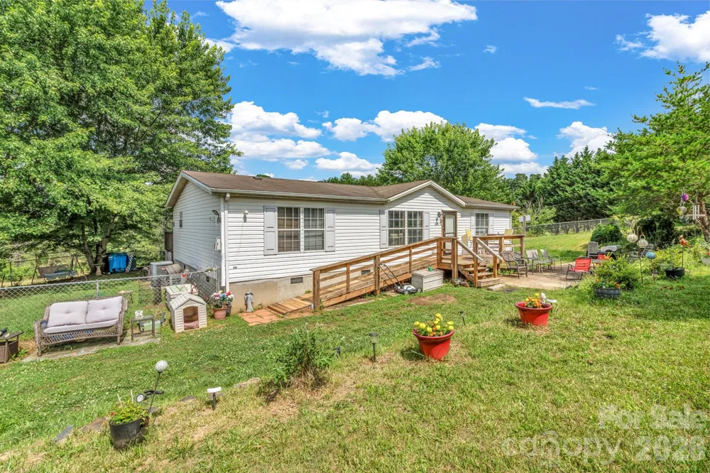 147 High Valley Estates Drive Alexander, NC 28701