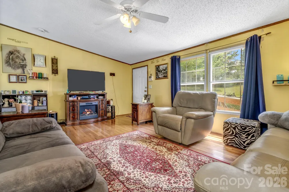 147 High Valley Estates Drive Alexander, NC 28701