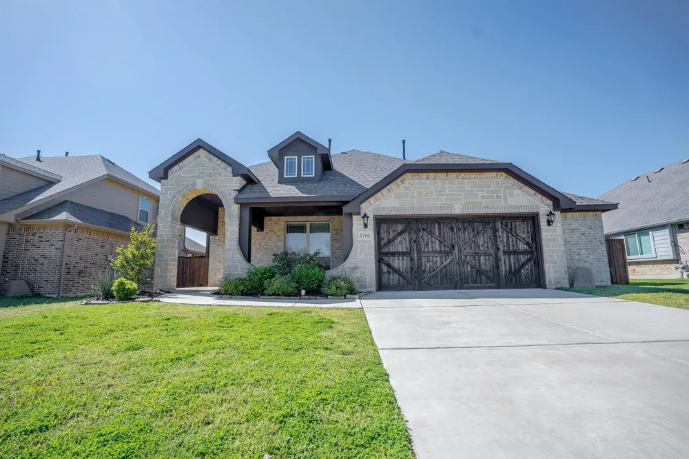 4706 Belladonna Court Mansfield, TX 76063