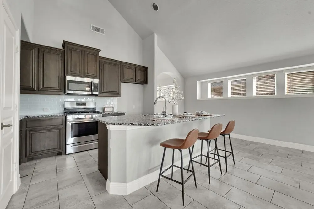 4706 Belladonna Court Mansfield, TX 76063