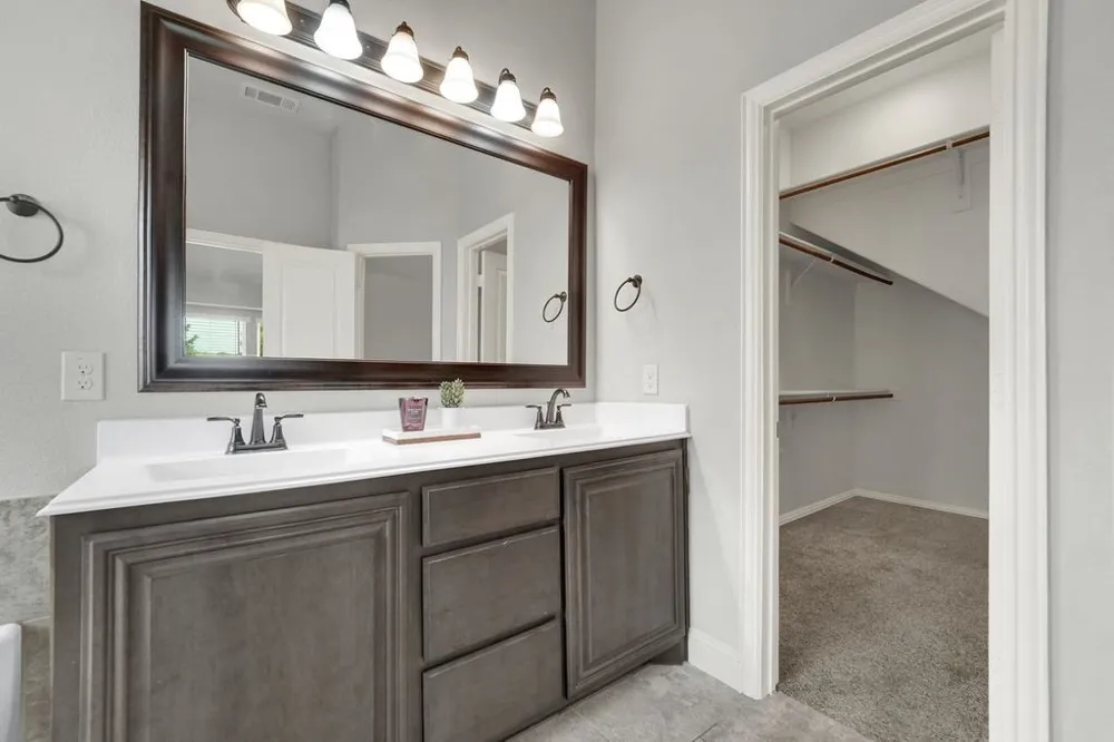 4706 Belladonna Court Mansfield, TX 76063