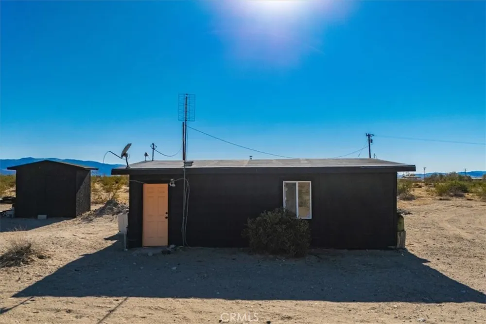 87101 29 Palms Highway 29 Palms, CA 92277