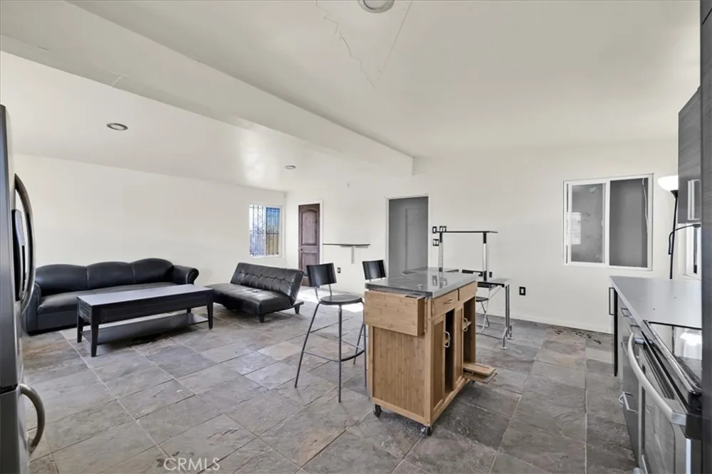 87101 29 Palms Highway 29 Palms, CA 92277